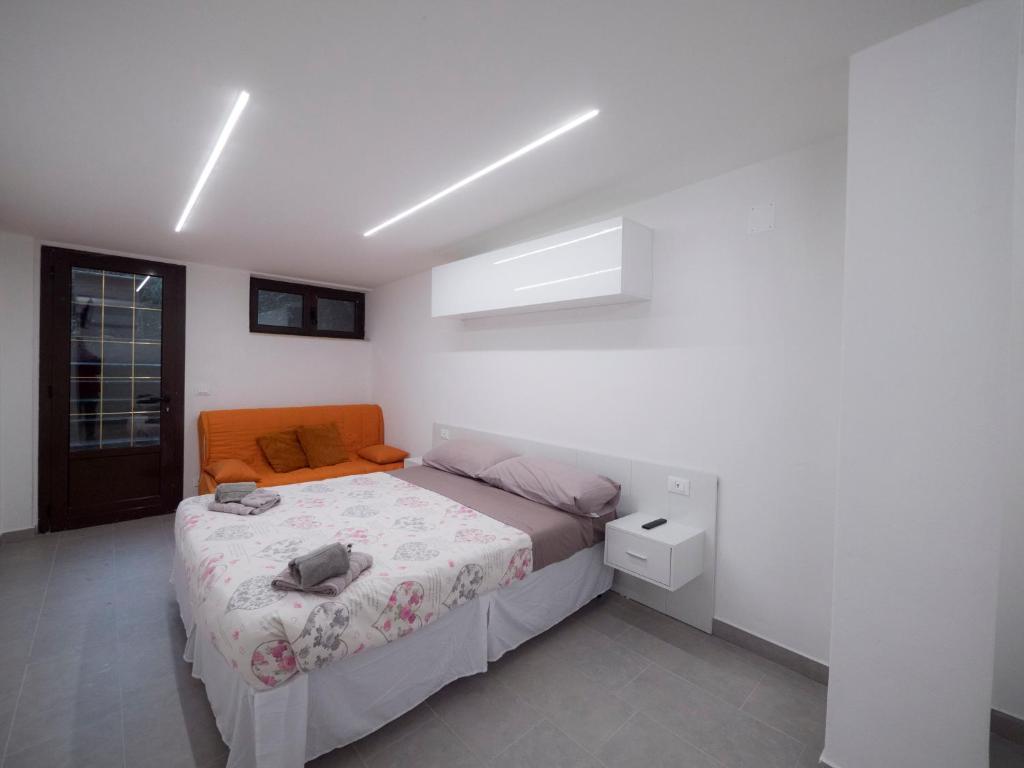A bed or beds in a room at Villa Lisa casa vacanze