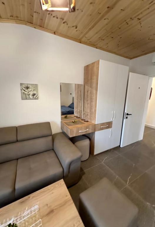 Posezení v ubytování Qyteza Guest House & Camping