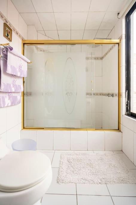 Koupelna v ubytování Luxury Home