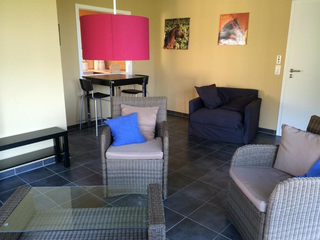 Oase Friedensthal - Apartamento Económico De Esquina