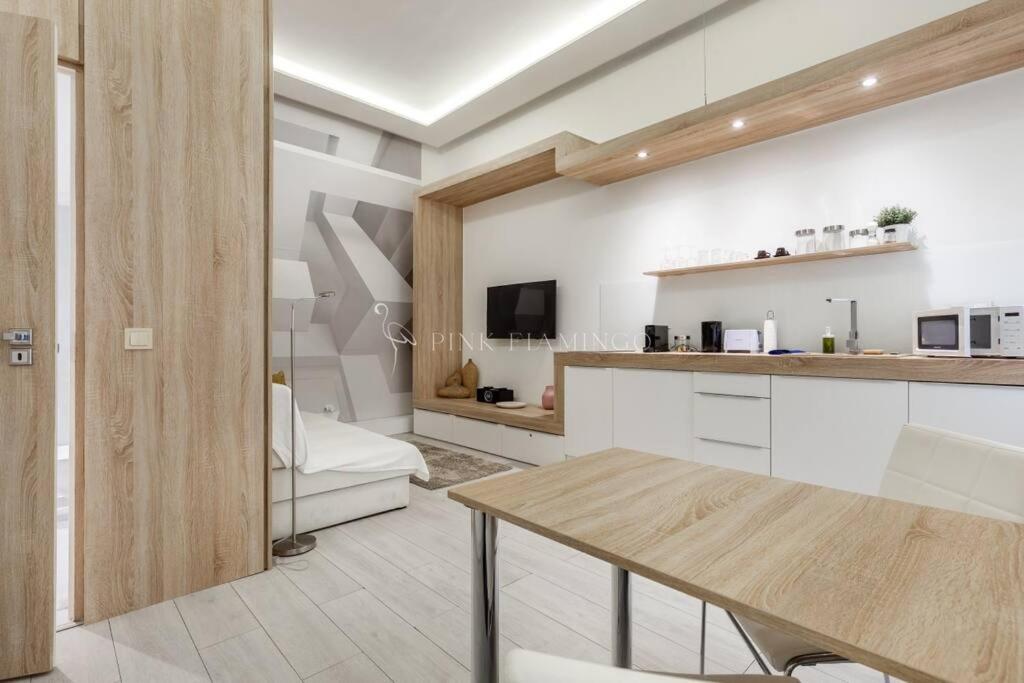 Minimal Loft - Pink Flamingo 1074 Budapest, Dohány utca 37 kép - 1