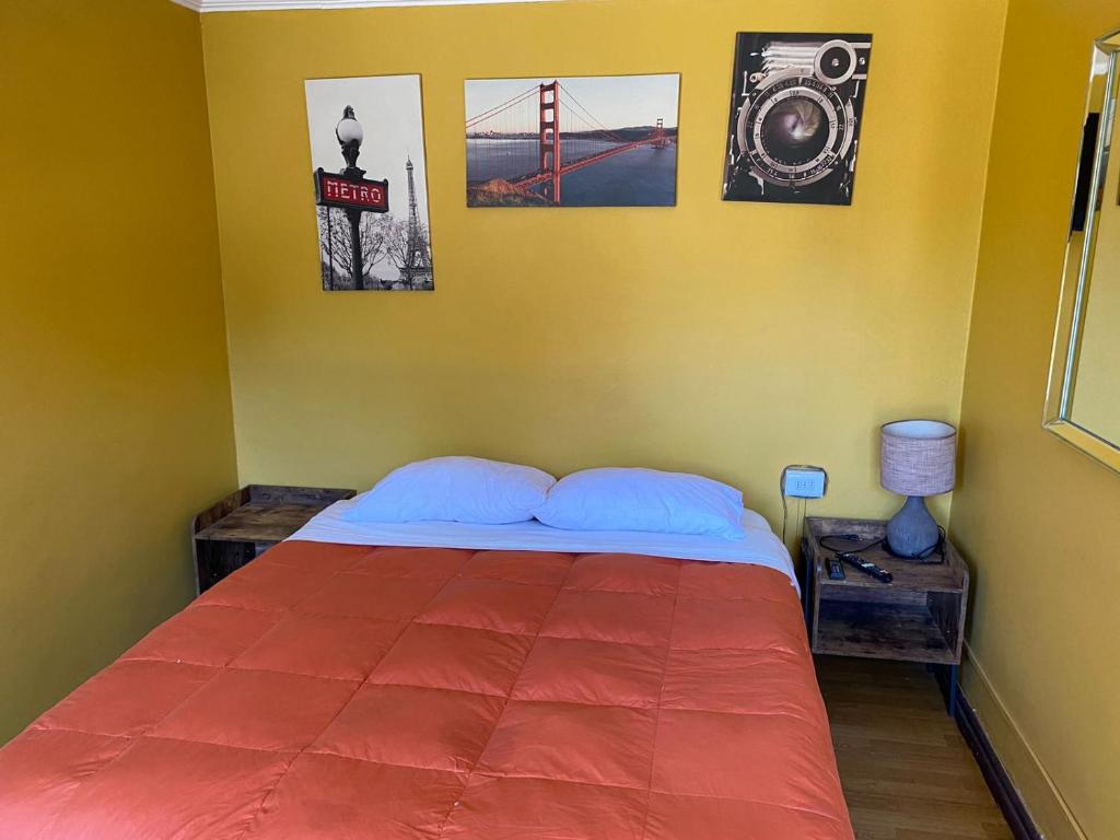 Letto o letti in una camera di Hostal Radal Molina