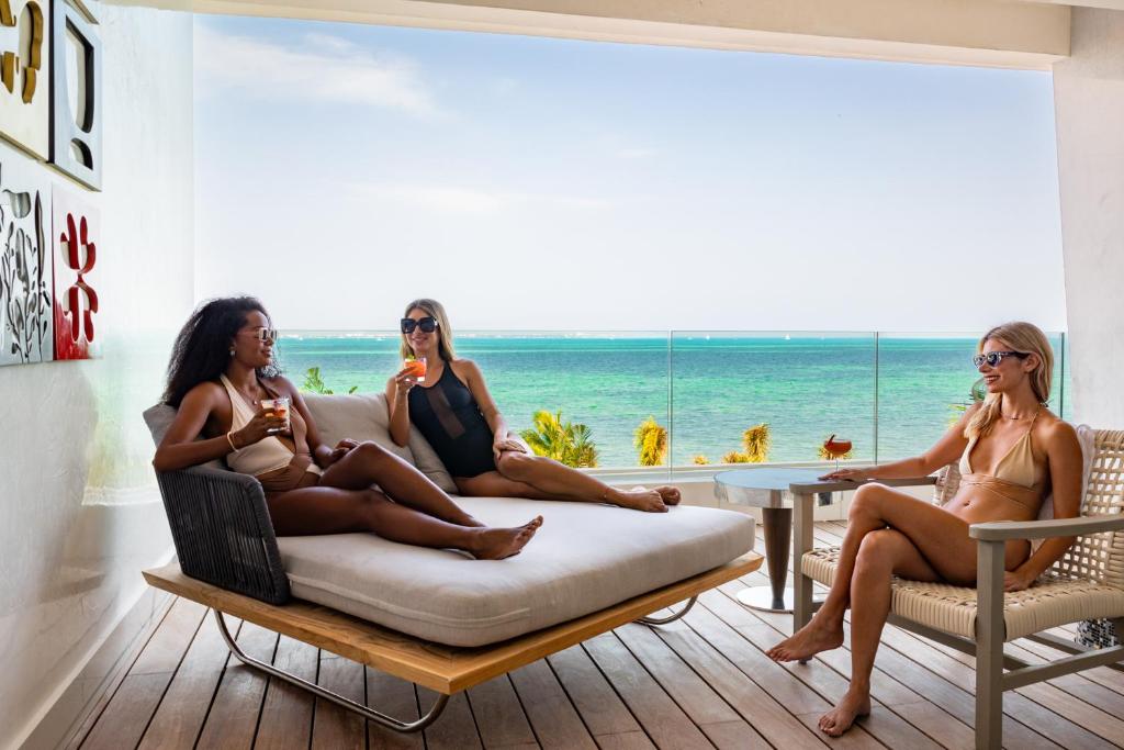 Clientes alojados en Hotel Mousai Cancun Ocean Front Adults Only - All Inclusive