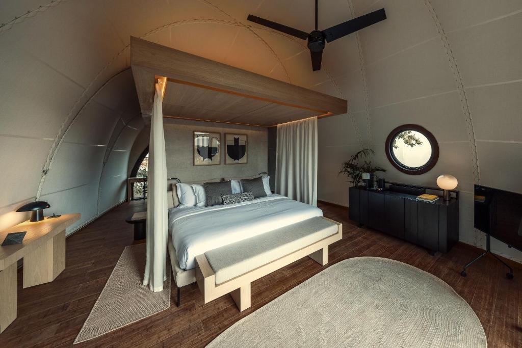 91 Athens Riviera, The Resort - Resim 15