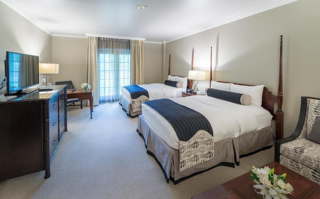 Cooper Hotel Conference Center & Spa photo
