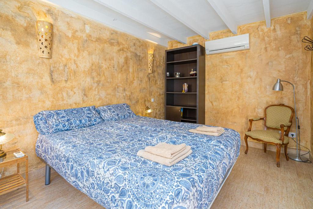 Postel nebo postele na pokoji v ubytování Stunning Villa Carichel Blanc
