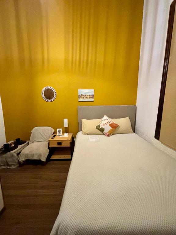 Postel nebo postele na pokoji v ubytování Terminal expres