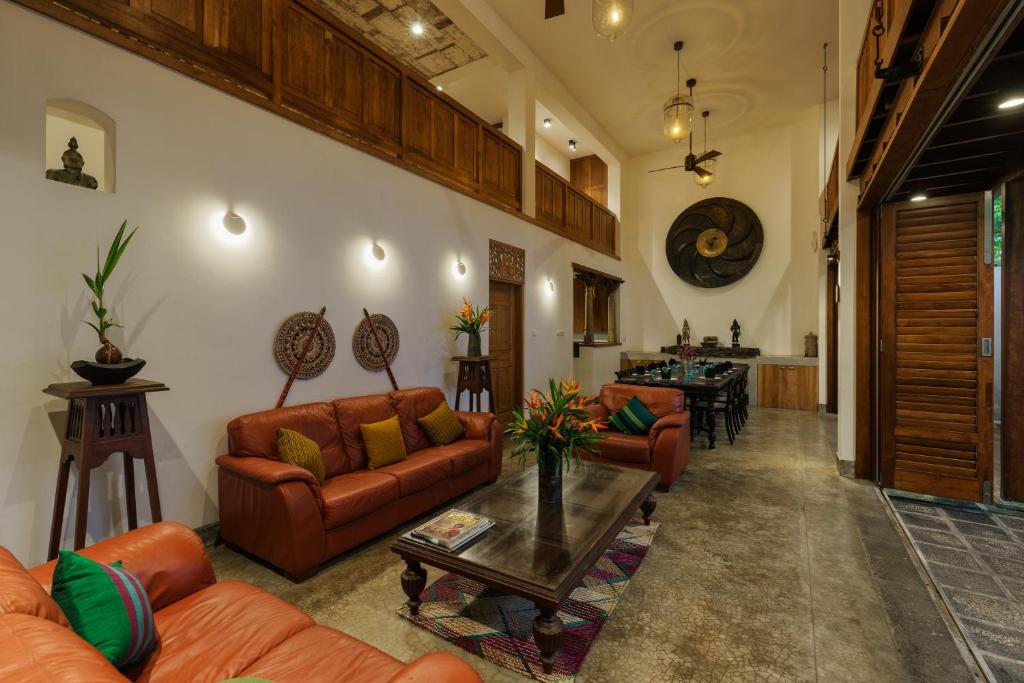 Posezení v ubytování Royal Indigo Villa