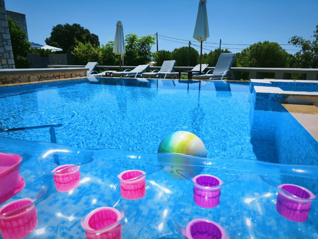 The swimming pool at or close to Villa CostaMare - enjoy lazy days on the private Pool-Jacuzzi