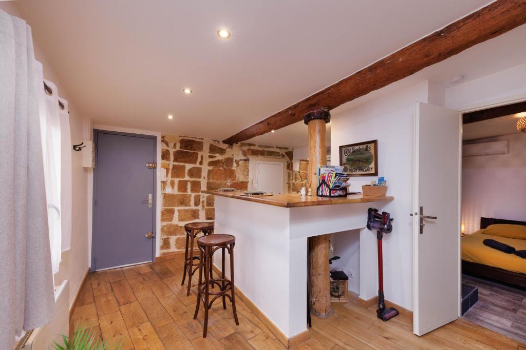 Le Chapeau Rouge - Centre Historique - Corum - Tramway - Climatisation - 9