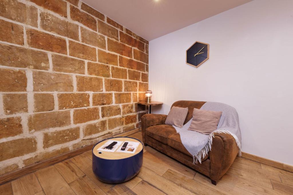 Le Chapeau Rouge - Centre Historique - Corum - Tramway - Climatisation - 12