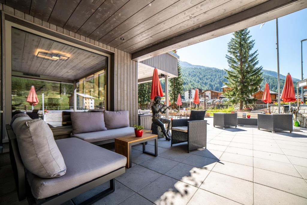 Nespecifikovaný výhled na hory nebo výhled na hory při pohledu z hotelu