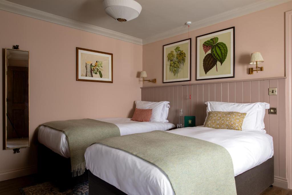 The Carnarvon Arms - 