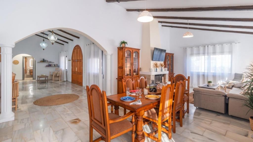 Posezení v ubytování Villa Universal Beauty Resort Torrox by Ruralidays