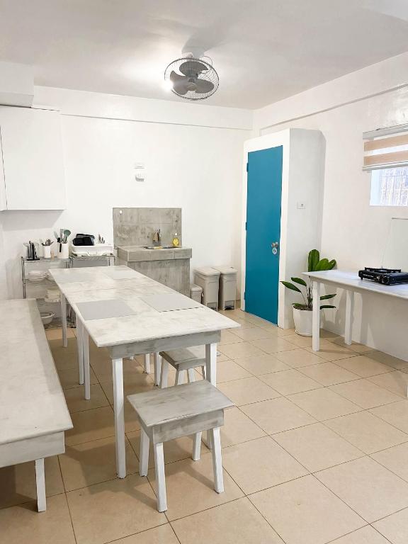 Köök või kööginurk majutusasutuses Caleo Boracay Island Station 3