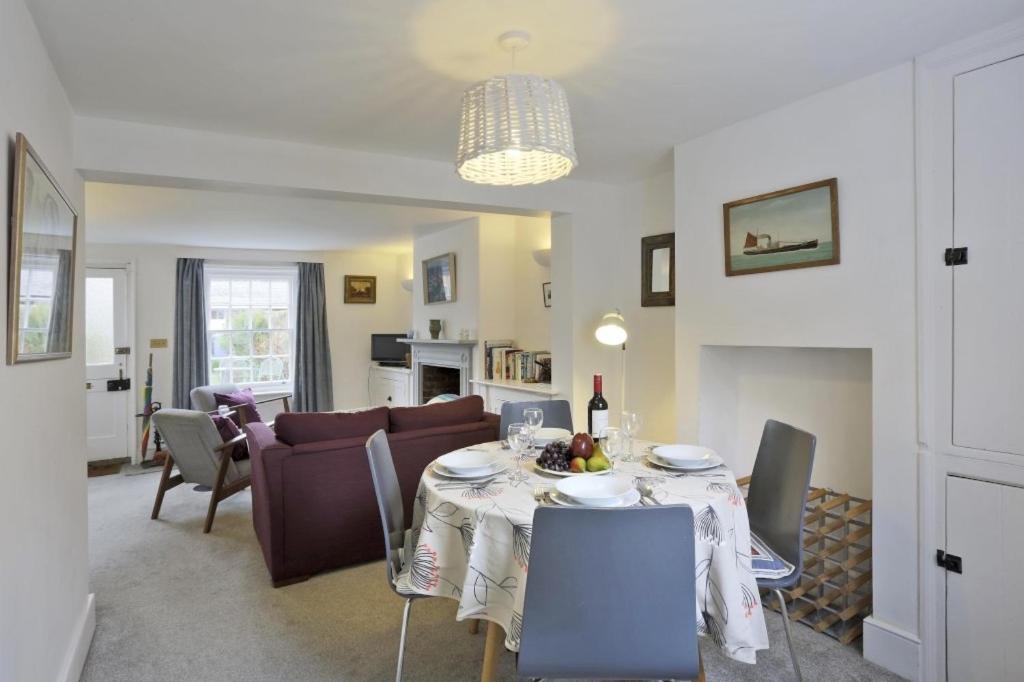 Petrel Cottage 8