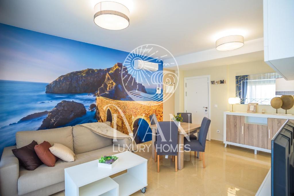 Posezení v ubytování Casa Mural Ivan Luxury Homes 6ªPlta Norte 1ªLinea