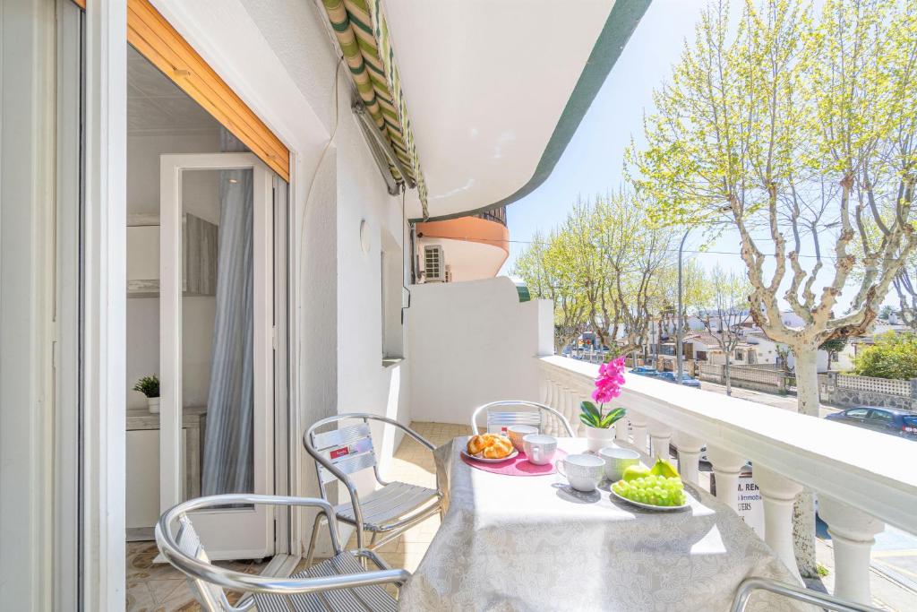 Basic Comfort Apartamento Port Emporda 0195 con terraza