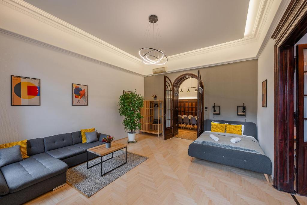 Liszt Modern Chic Apartment 1061 Budapest, 11 Liszt Ferenc tér kép - 1