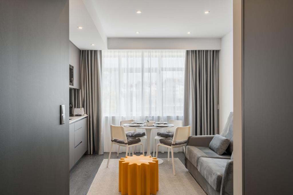 Avenida Concept Studios - 14