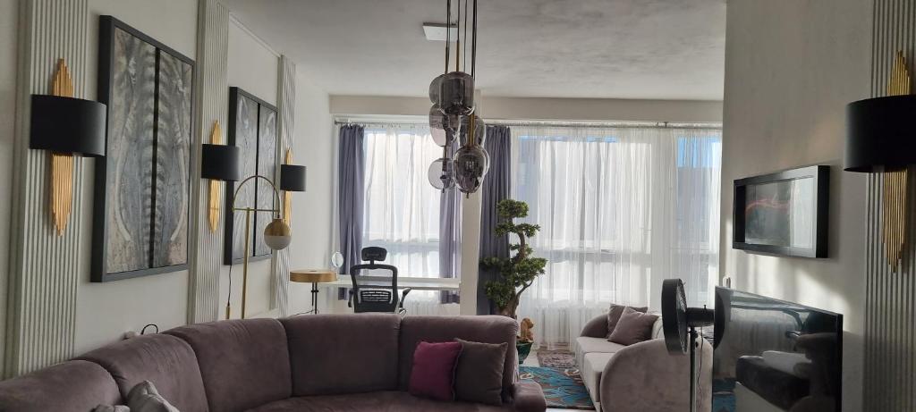 Posezení v ubytování Bordó apartmán A4 v Chomutově