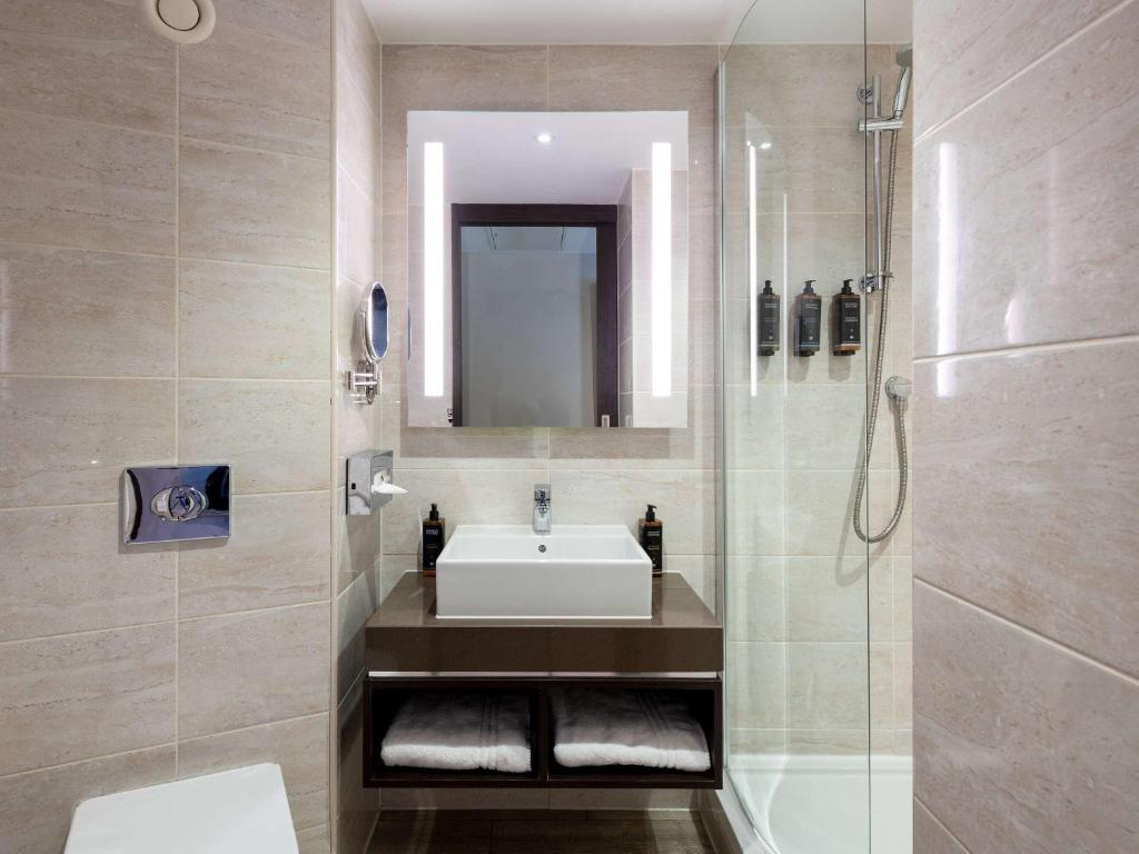 Koupelna v ubytování Mercure Edinburgh Haymarket