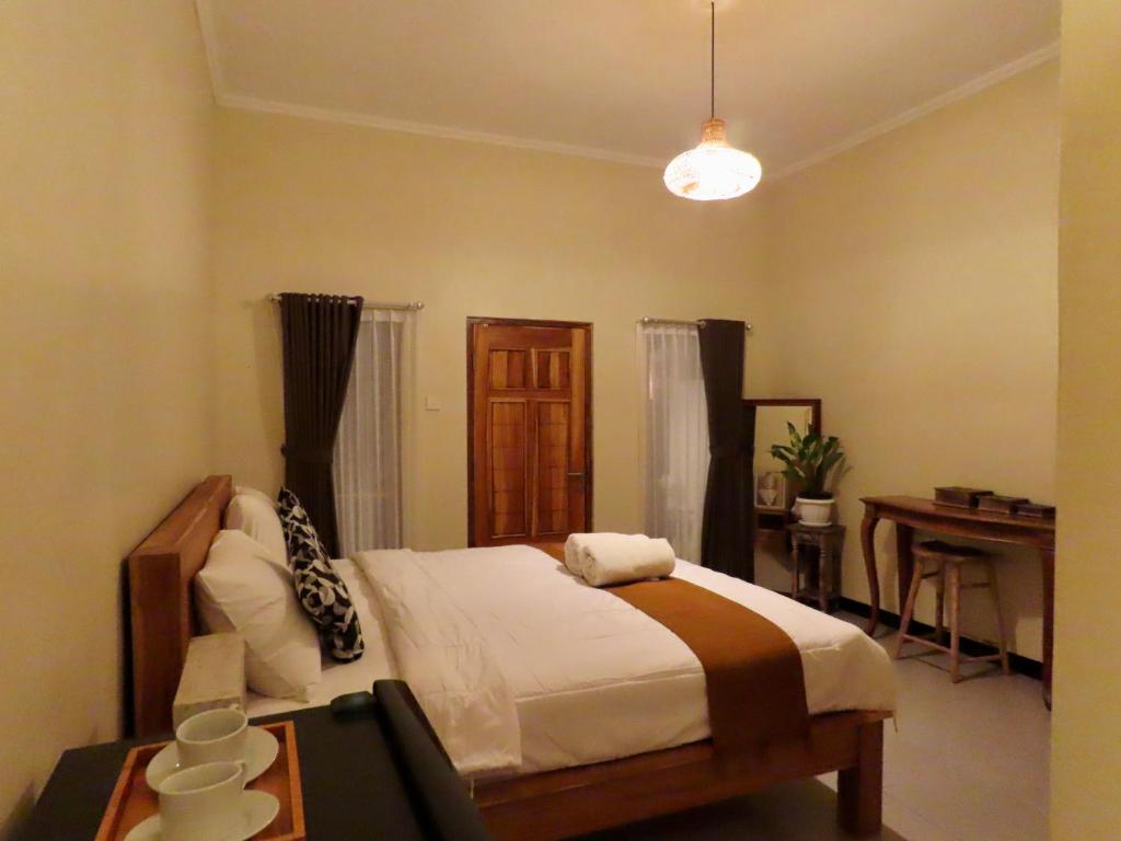 Blue Waves Balangan Homestay - 2