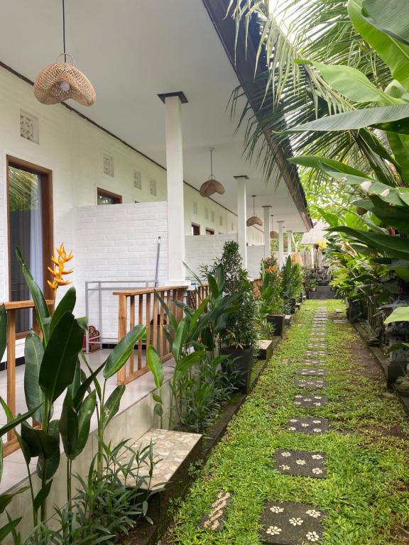 Blue Waves Balangan Homestay - 6