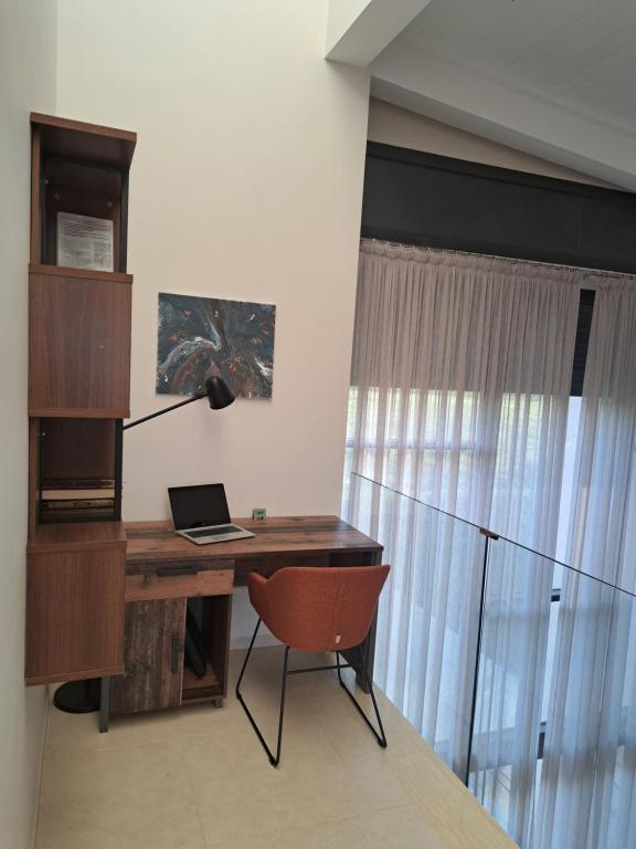 TV a/nebo společenská místnost v ubytování Villa Deluxe Au Pied de l'Atlas