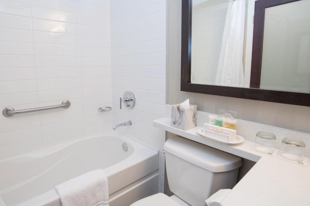 La Grande Residence at the Sutton Place Hotel - Resim 33