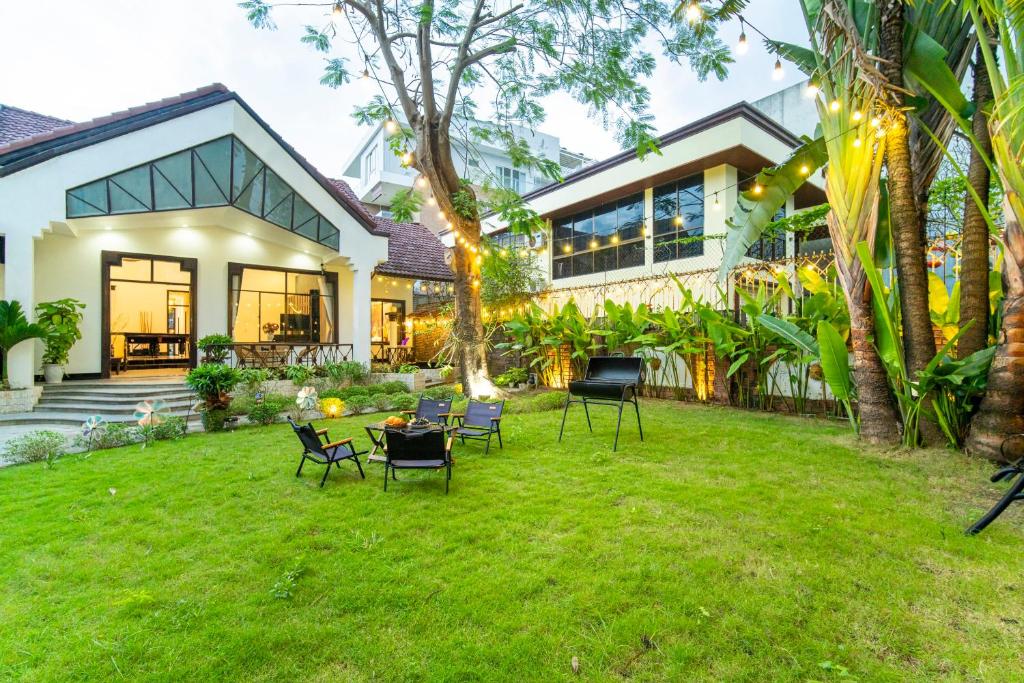 En have udenfor Villa Đà nẵng Gần Biển - Biệt Thự Gần Biển