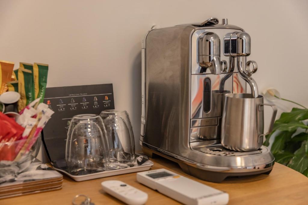 Back Garden Flat with Free On Street Parking and Fiber WIFI - 15 mins to Ferry, Stadium, CBD - Resim 3