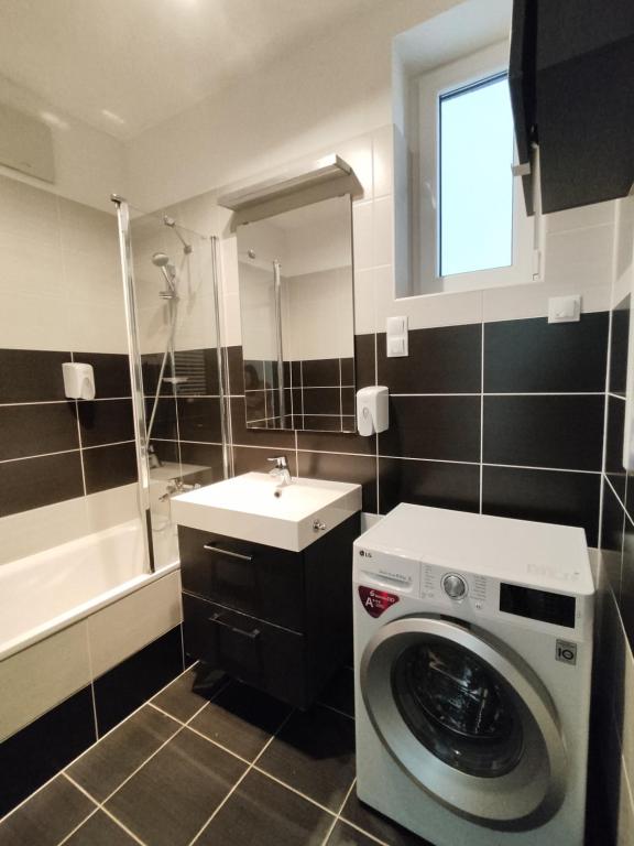 Corvin Center Suites - Resim 13