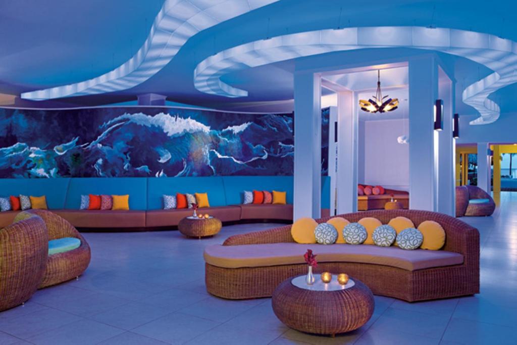 Posezení v ubytování Sunscape Curacao Resort Spa & Casino