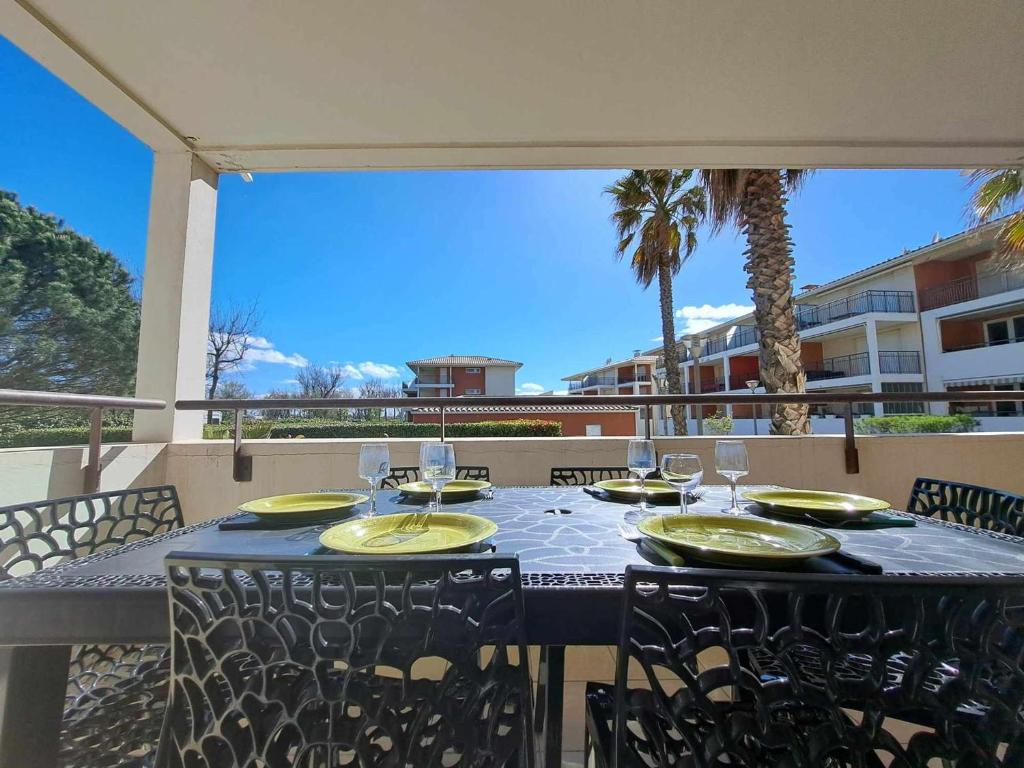 Appartement T2 front de mer avec terrasse et parking privé - FR-1-326-445 - Apartment (6 Erwachsene)