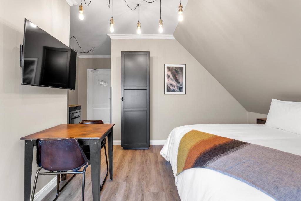 ODDSSON Downtown Hotel