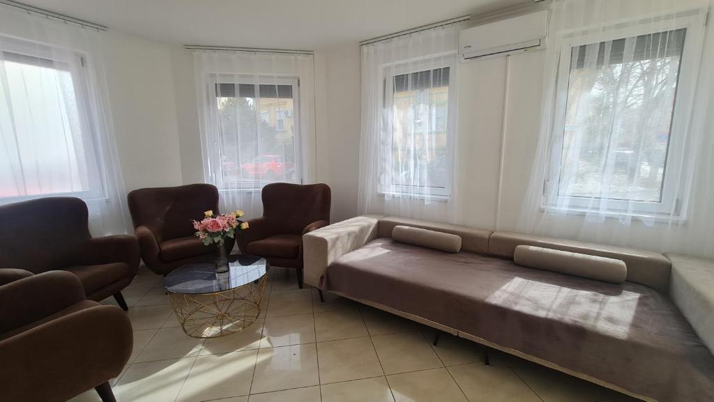 Tulipan Apartman 6724 Szeged, 29 Hétvezér utca kép - 1