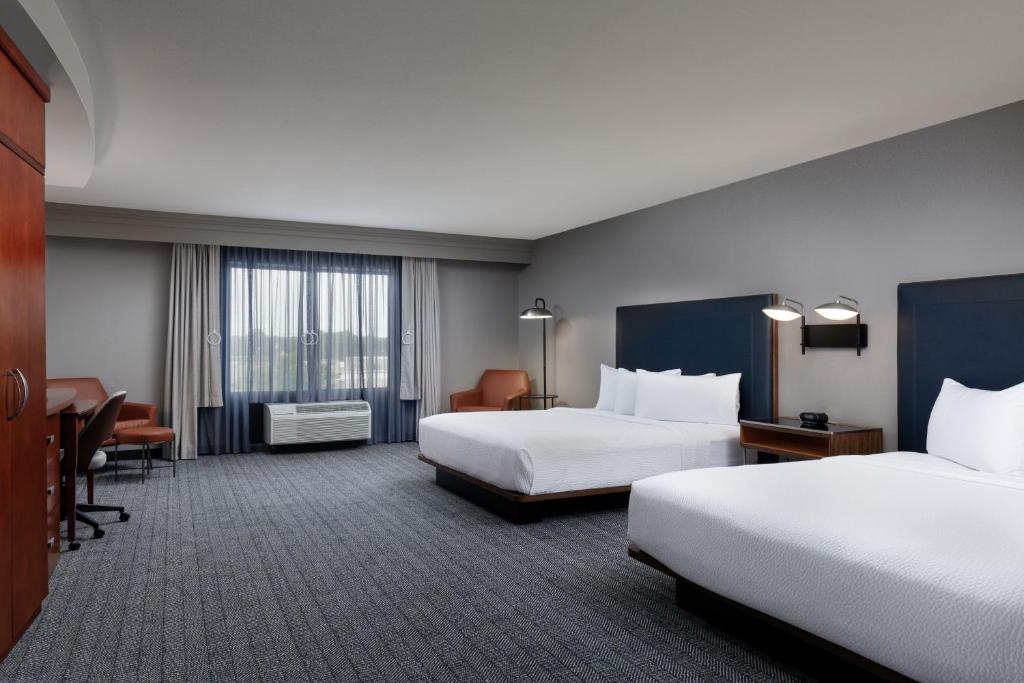 Courtyard by Marriott Wichita at Old Town photo