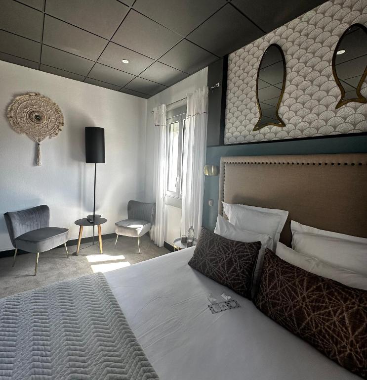 Grand Hôtel Richelieu - Großes Doppelzimmer Mit Seitlichem Meerblick