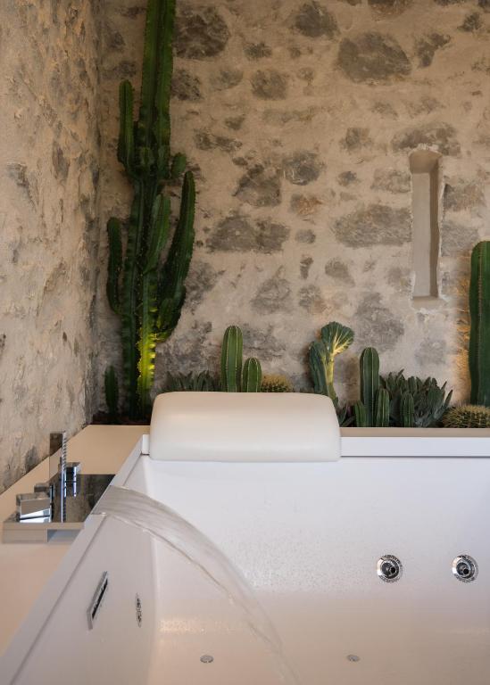 Fotografie z fotogalerie ubytování L'Abbaye Hôtel v destinaci La Colle-sur-Loup
