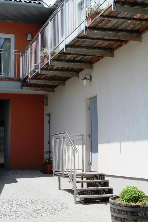 Budova, kde se apartmán nachází