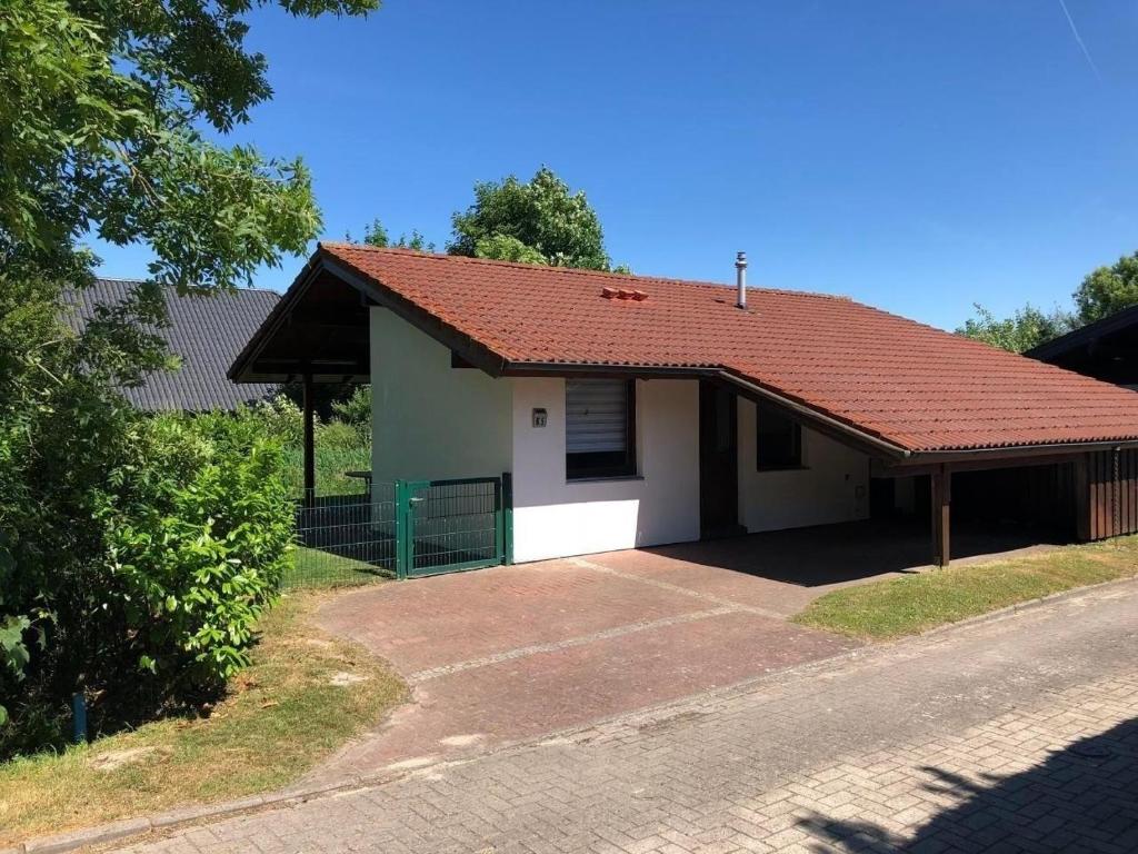 K5 Haus in Eckwarderhörne mit Terrasse und Garten, Butjadingen (updated