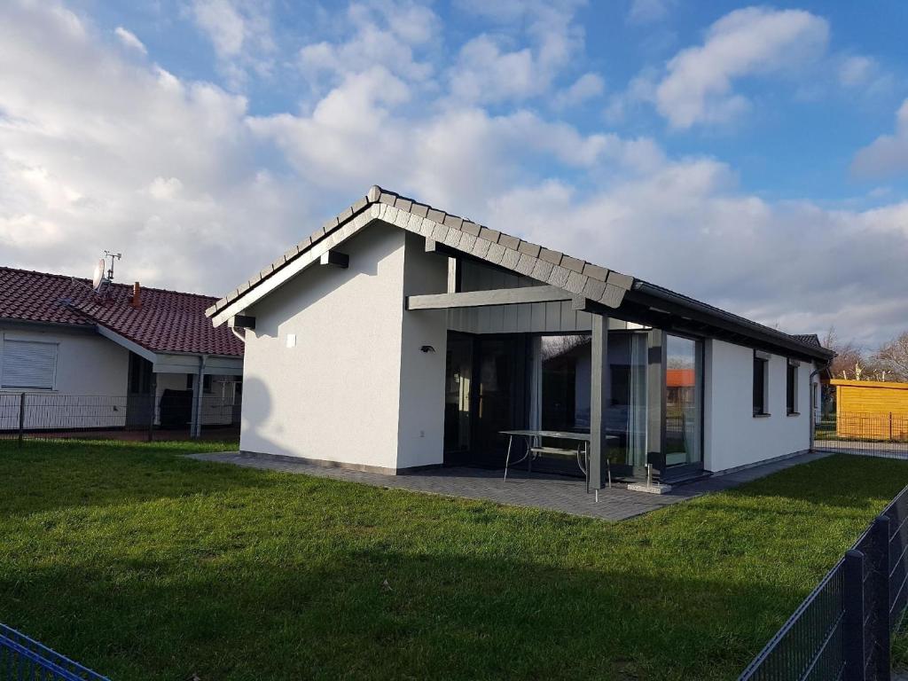 Ferienhaus in Eckwarderhörne mit Garten, Butjadingen (updated prices 2025)