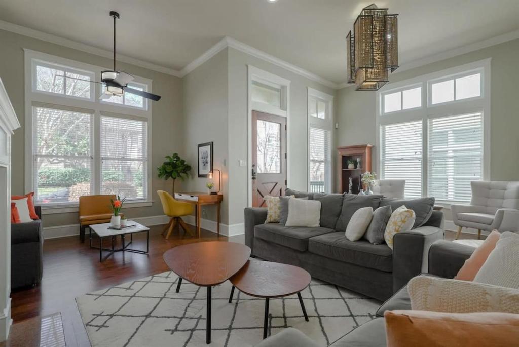 Upscale Uptown Estate in heart of Dallas - Maison De Vacances
