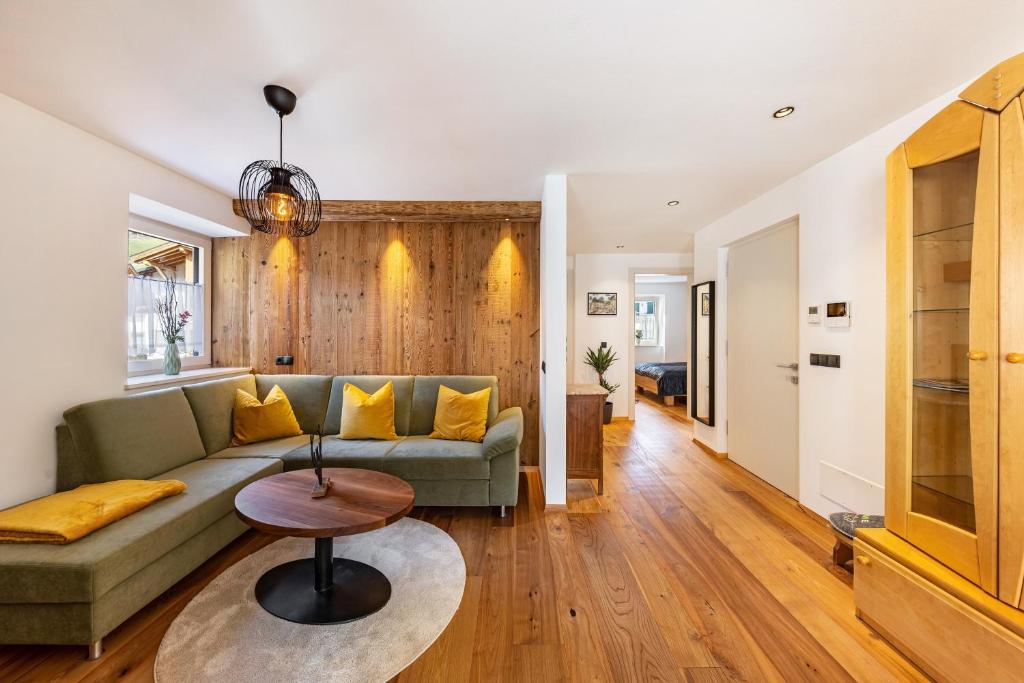 Posezení v ubytování J N Appartement Spritzenhaus