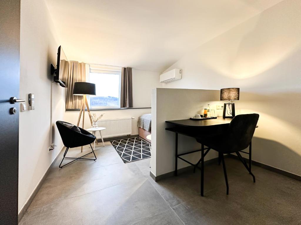 Postel nebo postele na pokoji v ubytování SI-View Einzelzimmer Zimmer 25 - Hotel