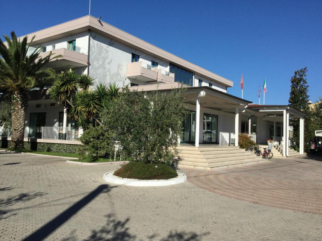 Budova, v ktorej sa hotel nachádza