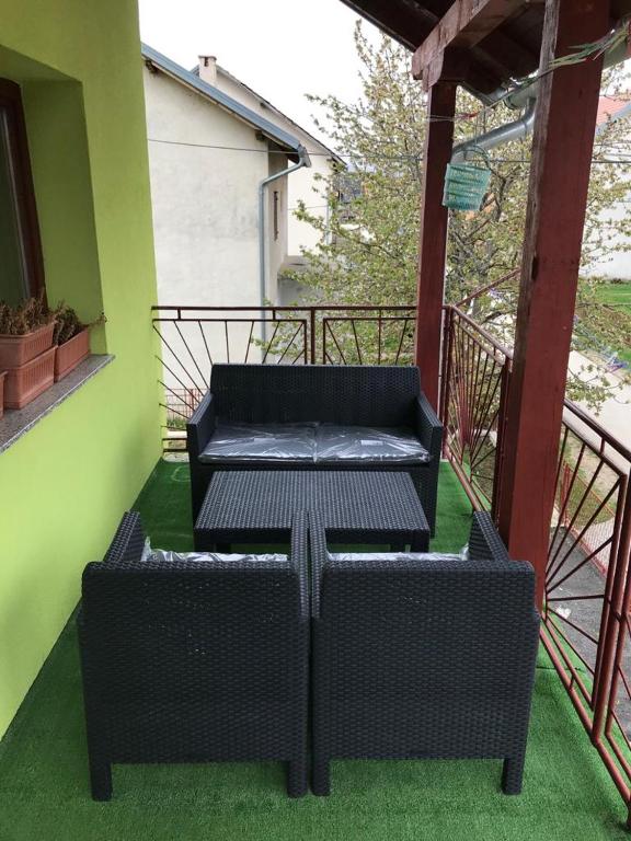 Balkón nebo terasa v ubytování Andrić