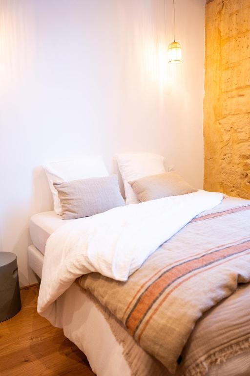 La Maison des Lamanon - 1