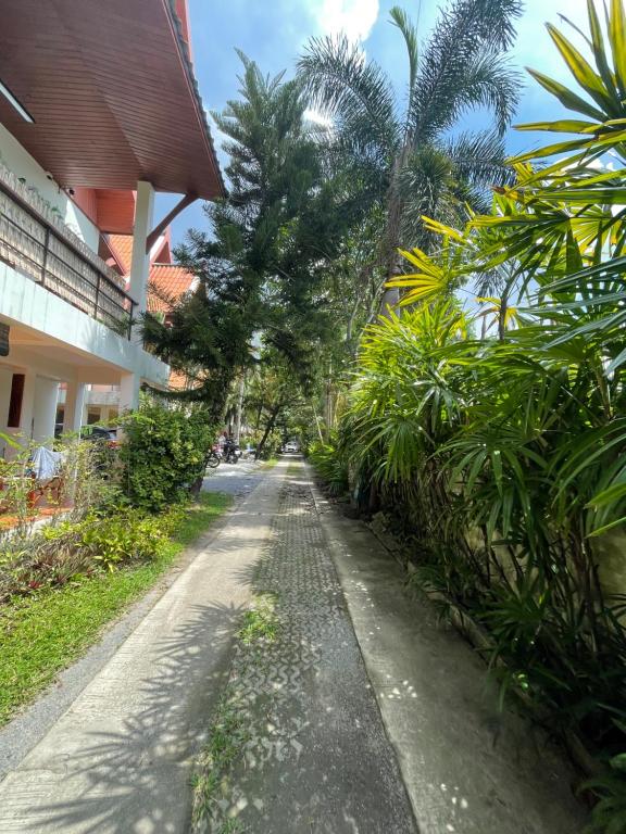 Zahrada ubytování Aisawan Resort villa